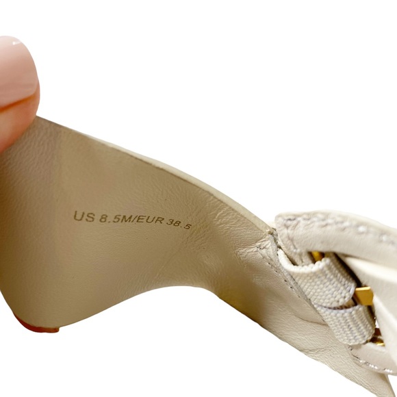 Vince Women's Shelby Foam Wedge Heel Sandals Ivory Mismatched Sizes 8.5 and 9.5 - Picture 4 of 6